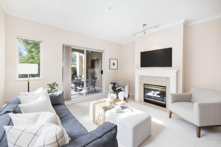 Photo 2 at 206 - 678 W Queens Road, Delbrook, North Vancouver