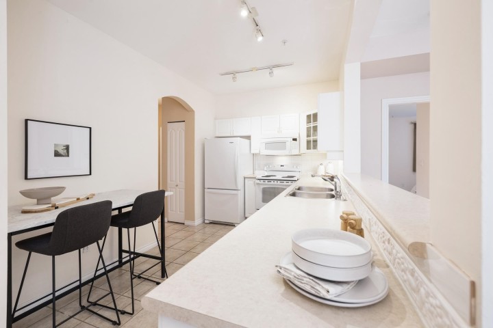 Photo 17 at 206 - 678 W Queens Road, Delbrook, North Vancouver
