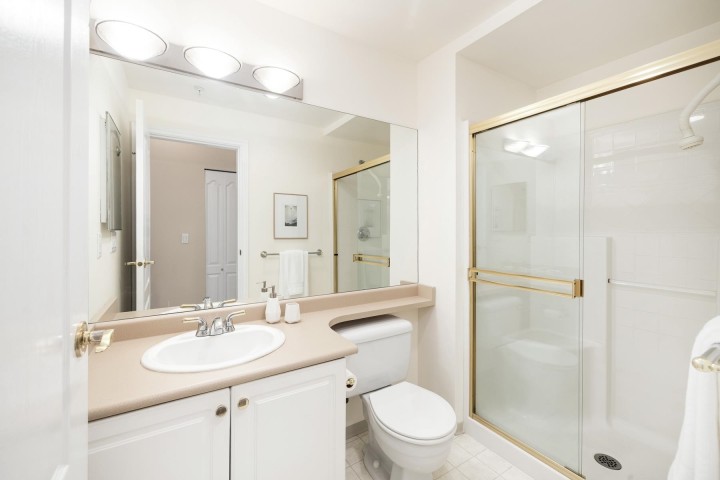 Photo 30 at 206 - 678 W Queens Road, Delbrook, North Vancouver
