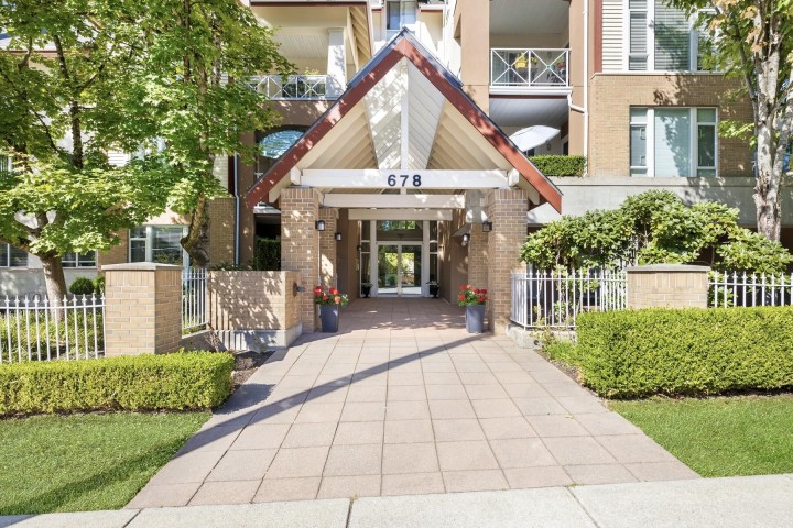 Photo 38 at 206 - 678 W Queens Road, Delbrook, North Vancouver