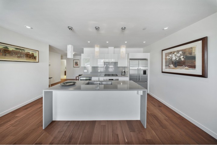 Photo 6 at 203 - 2095 W 44th Avenue, Kerrisdale, Vancouver West