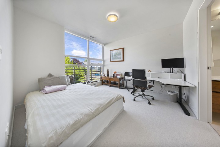 Photo 13 at 203 - 2095 W 44th Avenue, Kerrisdale, Vancouver West