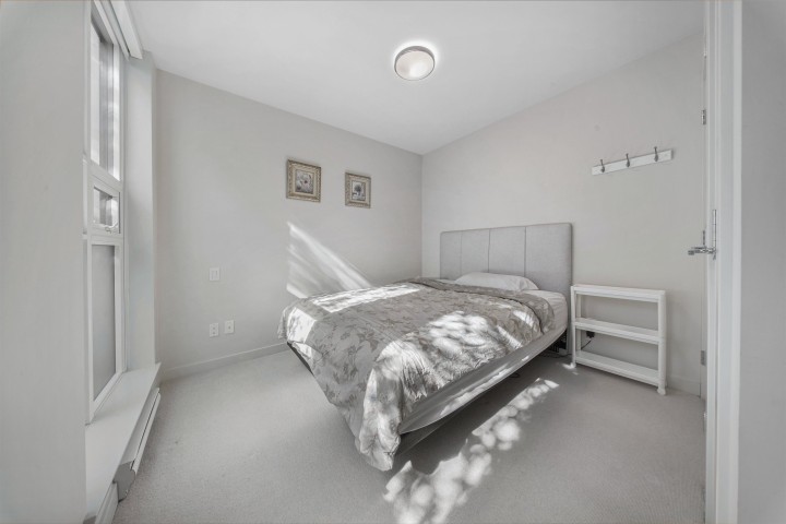 Photo 11 at 203 - 2095 W 44th Avenue, Kerrisdale, Vancouver West