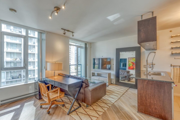 Photo 3 at 1408 - 1001 Homer Street, Yaletown, Vancouver West