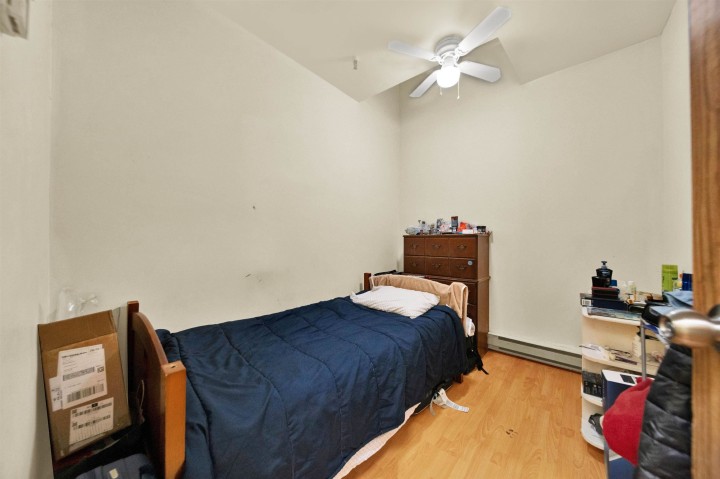 Photo 12 at 2 - 862 E Broadway, Mount Pleasant VE, Vancouver East