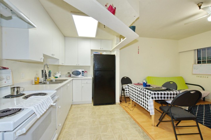 Photo 22 at 2 - 862 E Broadway, Mount Pleasant VE, Vancouver East