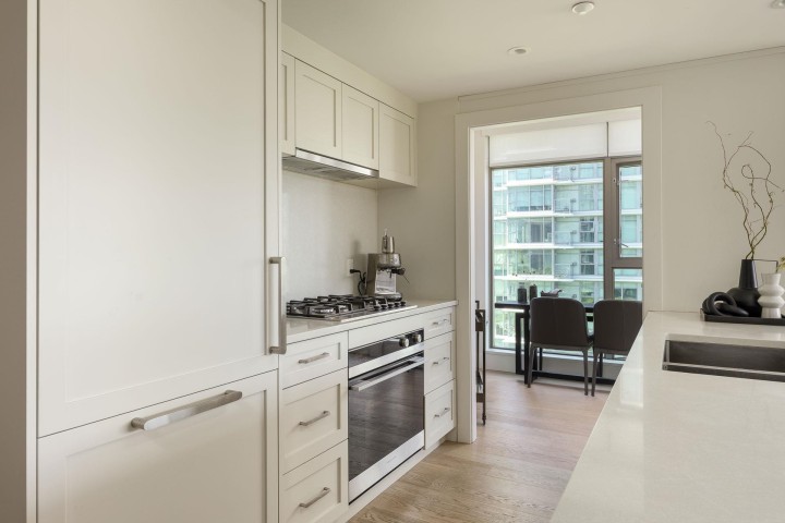 Photo 2 at 603 - 1680 Bayshore Drive, Coal Harbour, Vancouver West