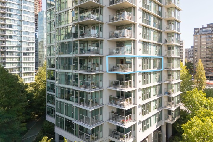 Photo 18 at 603 - 1680 Bayshore Drive, Coal Harbour, Vancouver West