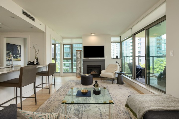 Photo 8 at 603 - 1680 Bayshore Drive, Coal Harbour, Vancouver West