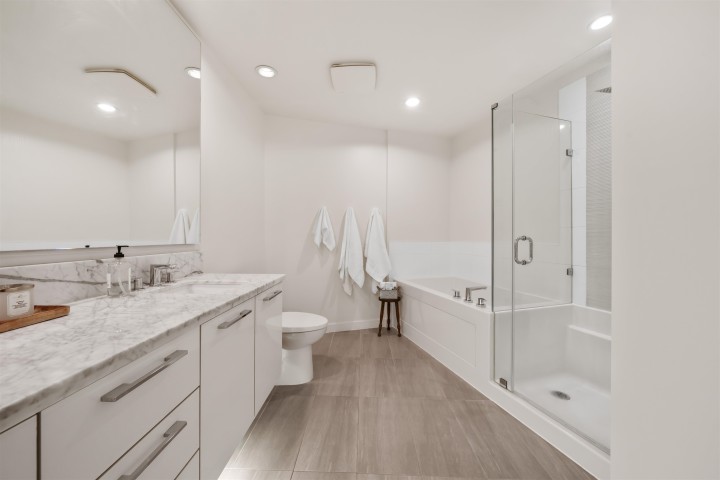 Photo 17 at 502 - 3263 Pierview Crescent, Vancouver East