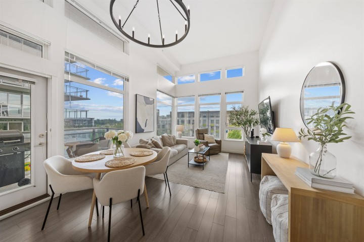 Photo 5 at 502 - 3263 Pierview Crescent, Vancouver East