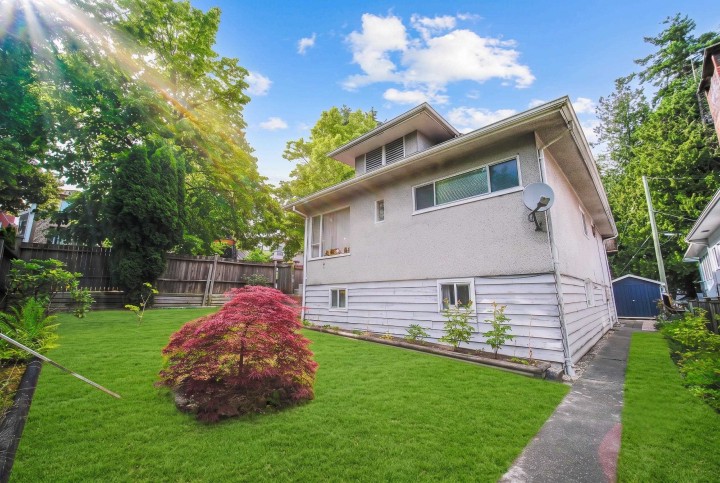 Photo 2 at 1807 E 38th Avenue, Victoria VE, Vancouver East