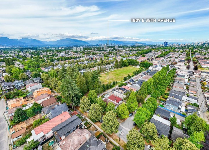 Photo 1 at 1807 E 38th Avenue, Victoria VE, Vancouver East