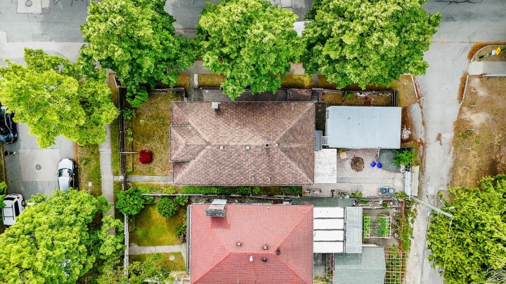 Photo 9 at 1807 E 38th Avenue, Victoria VE, Vancouver East