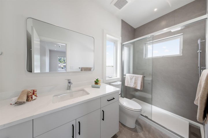Photo 28 at 840 E 14th Street, North Vancouver