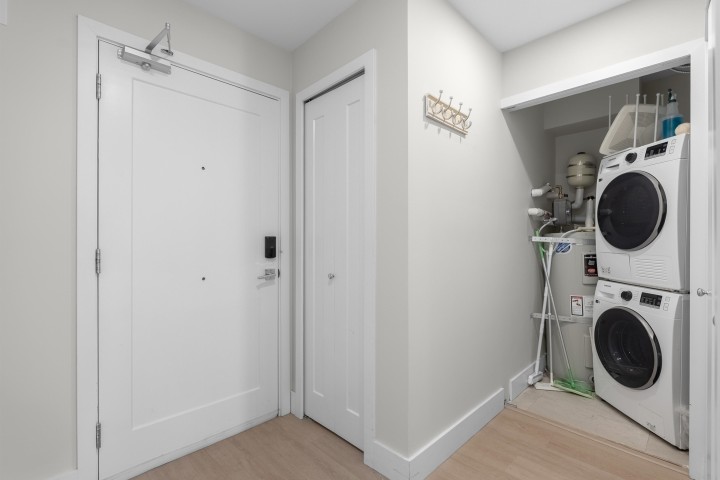 Photo 14 at 207 - 3050 Kingsway, Collingwood VE, Vancouver East