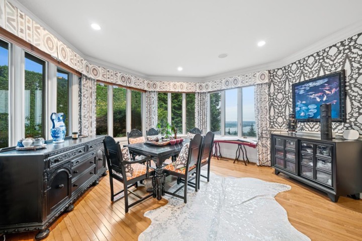Photo 6 at 2478 Westhill Court, Westhill, West Vancouver