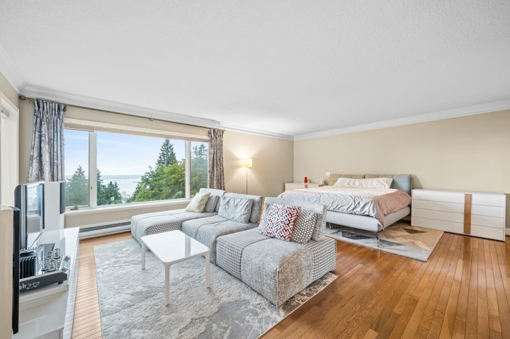 Photo 16 at 2478 Westhill Court, Westhill, West Vancouver