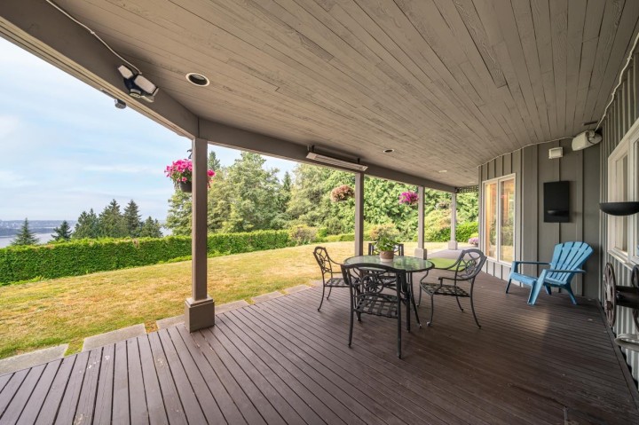 Photo 32 at 2478 Westhill Court, Westhill, West Vancouver