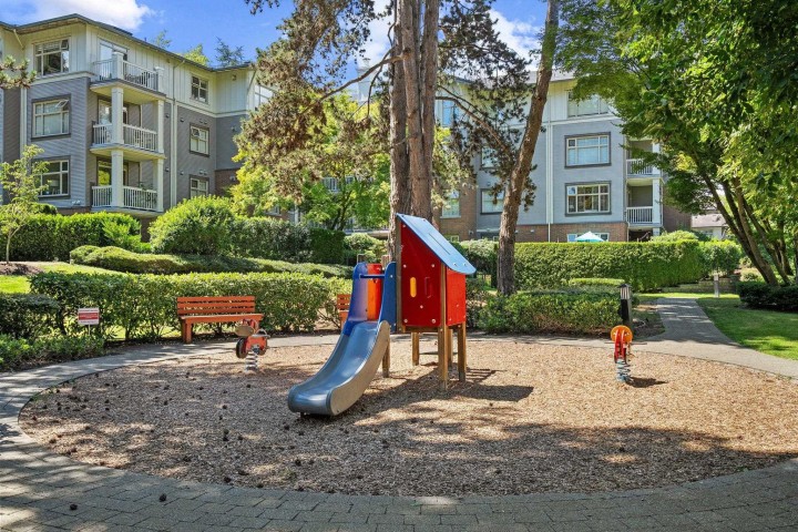 Photo 29 at 113 - 4685 Valley Drive, Quilchena, Vancouver West