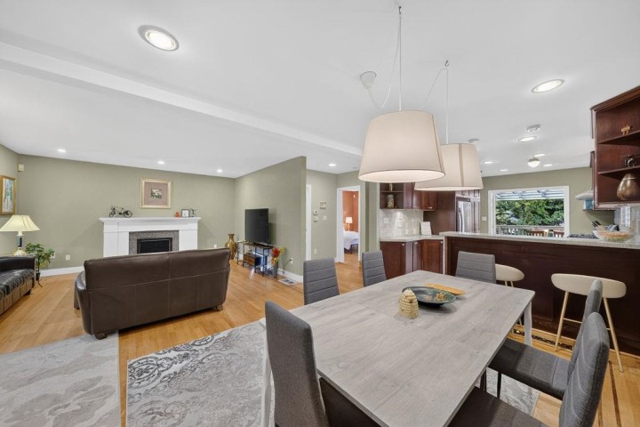 Photo 6 at 4549 W 12th Avenue, Point Grey, Vancouver West