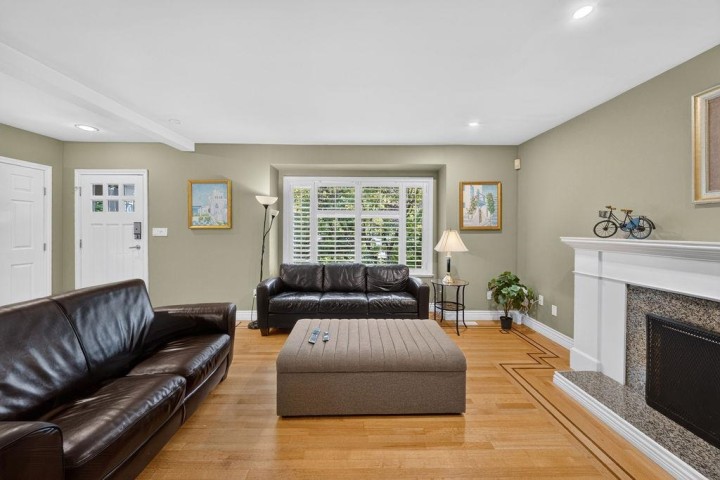 Photo 9 at 4549 W 12th Avenue, Point Grey, Vancouver West