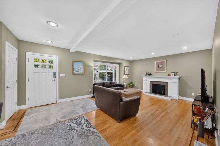 Photo 10 at 4549 W 12th Avenue, Point Grey, Vancouver West