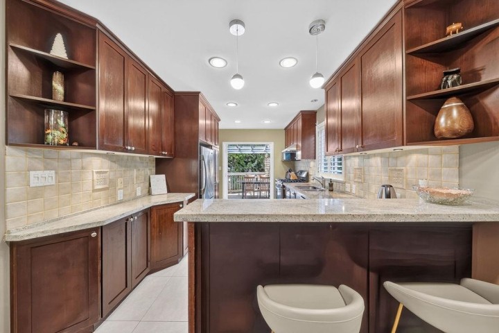 Photo 14 at 4549 W 12th Avenue, Point Grey, Vancouver West