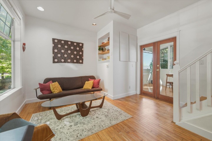 Photo 4 at 1239 E 22nd Avenue, Vancouver East