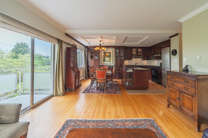 Photo 7 at 502 - 2409 W 43rd Avenue, Vancouver West