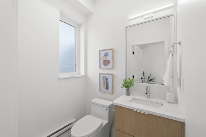 Photo 20 at 202 - 2135 E Pender Street, Vancouver East