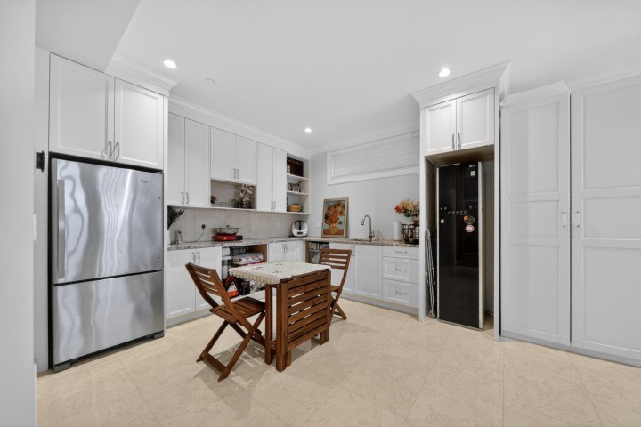 Photo 15 at 3285 W 12th Avenue, Kitsilano, Vancouver West