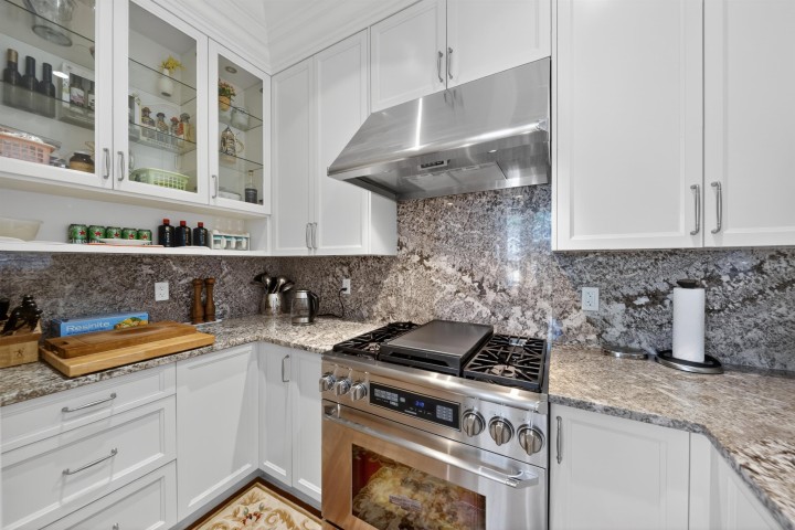 Photo 8 at 3285 W 12th Avenue, Kitsilano, Vancouver West