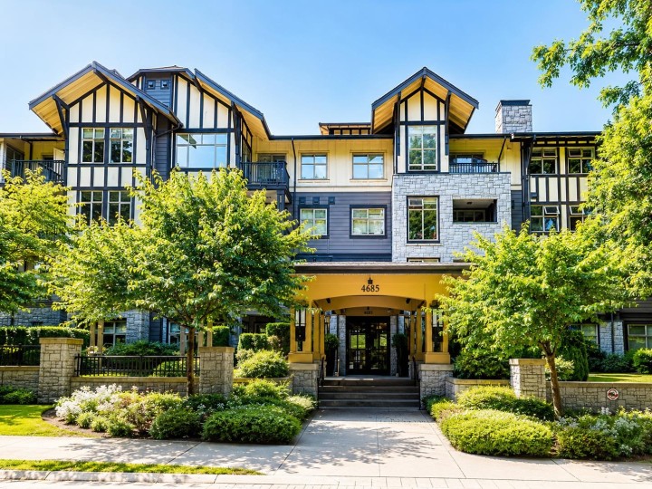 Photo 1 at 205 - 4885 Valley Drive, Quilchena, Vancouver West