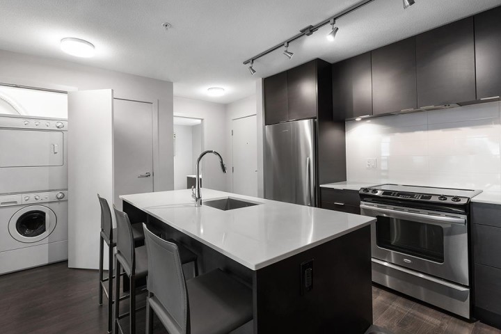 Photo 9 at 301 - 1673 Lloyd Avenue, Pemberton NV, North Vancouver