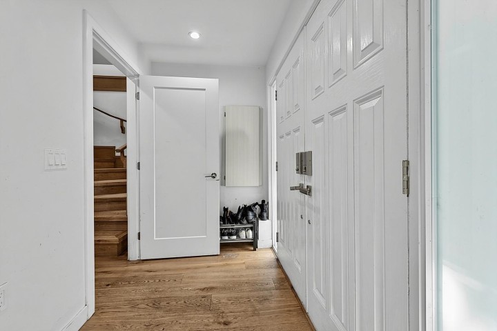 Photo 3 at 5430 Melbourne Street, Collingwood VE, Vancouver East
