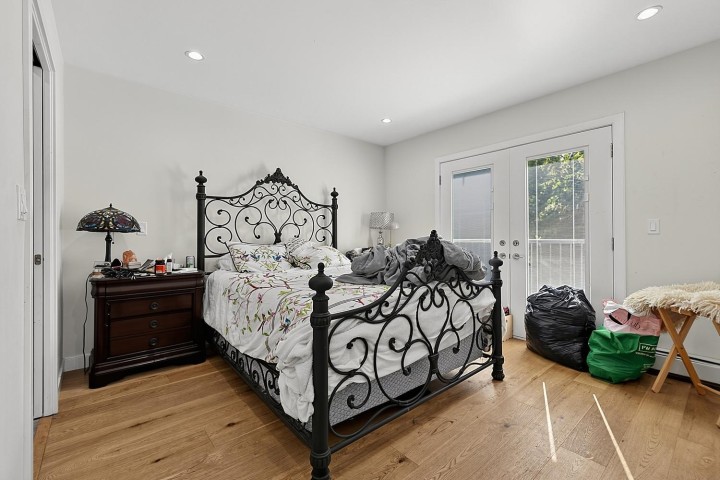 Photo 15 at 5430 Melbourne Street, Collingwood VE, Vancouver East