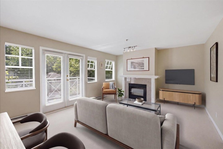 Photo 3 at 308 - 5880 Hampton Place, University VW, Vancouver West