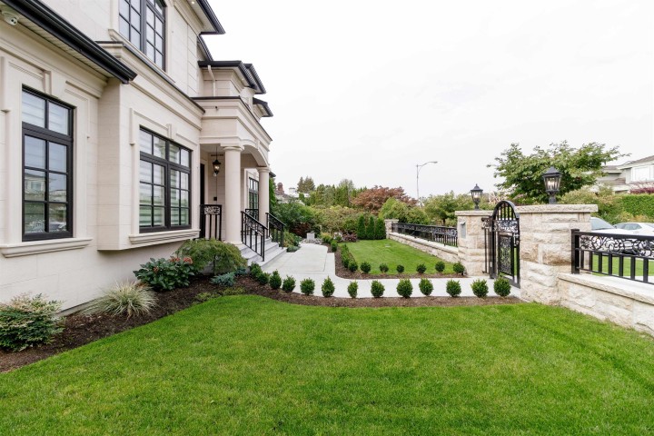 Photo 2 at 1196 W 48th Avenue, South Granville, Vancouver West