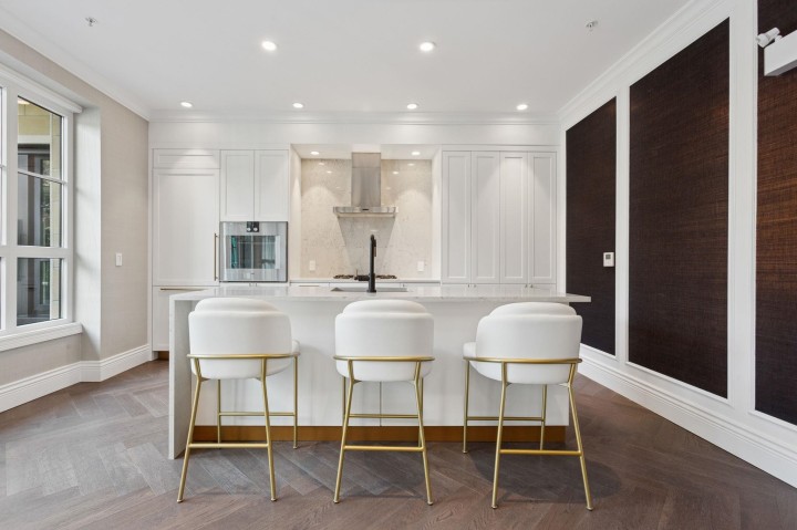 Photo 23 at 303 - 2096 W 47th Avenue, Kerrisdale, Vancouver West