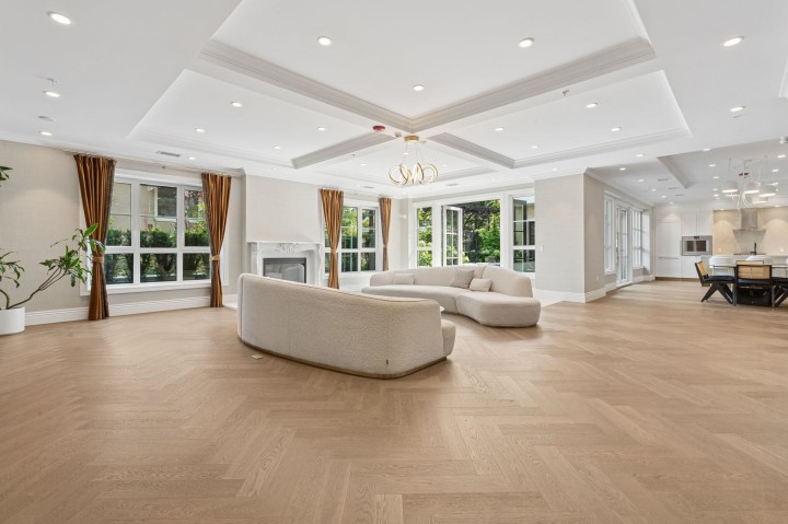 Photo 20 at 303 - 2096 W 47th Avenue, Kerrisdale, Vancouver West