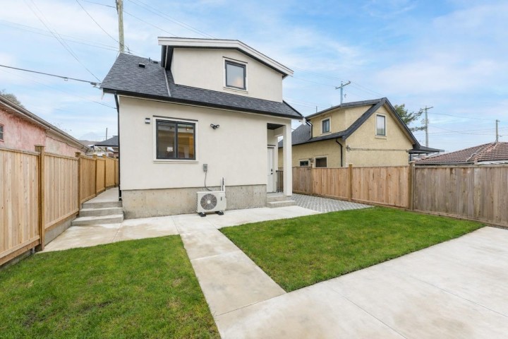 Photo 28 at 2719 E 46th Avenue, Killarney VE, Vancouver East