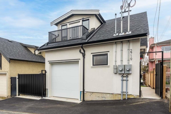Photo 29 at 2719 E 46th Avenue, Killarney VE, Vancouver East