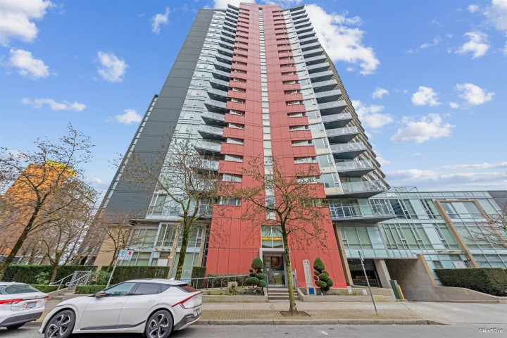 Photo 1 at 2705 - 918 Cooperage Way, Yaletown, Vancouver West