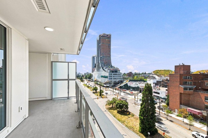 Photo 14 at 601 - 485 W 42nd Avenue, Oakridge VW, Vancouver West