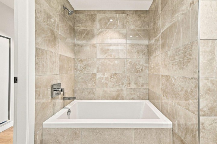 Photo 11 at 601 - 485 W 42nd Avenue, Oakridge VW, Vancouver West