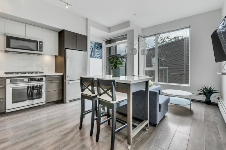 Photo 7 at 721 - 384 E 1st Avenue, Strathcona, Vancouver East