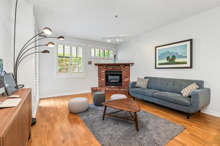 Photo 10 at 204 - 2525 Quebec Street, Mount Pleasant VE, Vancouver East
