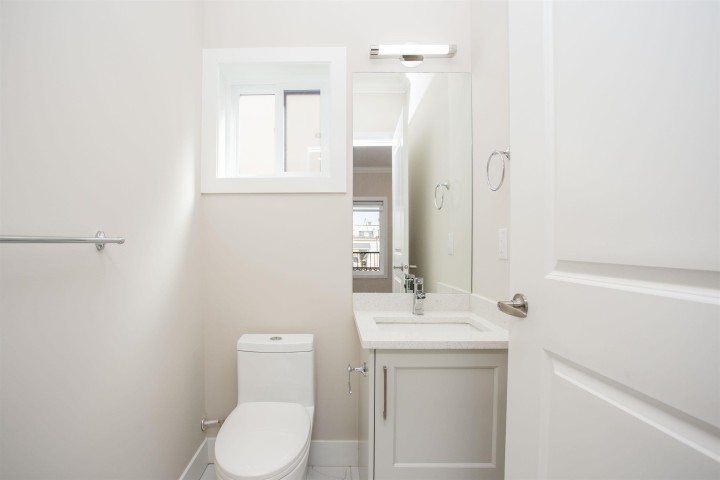 Photo 16 at 2028 E 42nd Avenue, Killarney VE, Vancouver East