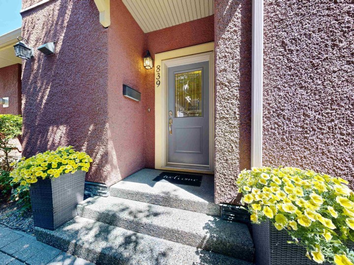 Photo 1 at 839 W 14th Avenue, Fairview VW, Vancouver West
